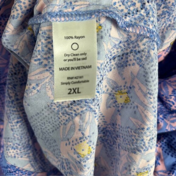 LuLaRoe Amy Women’s 2XL Button Up Rayon Shirt Artsy Geometric Purple Pink Yellow - Picture 6 of 6